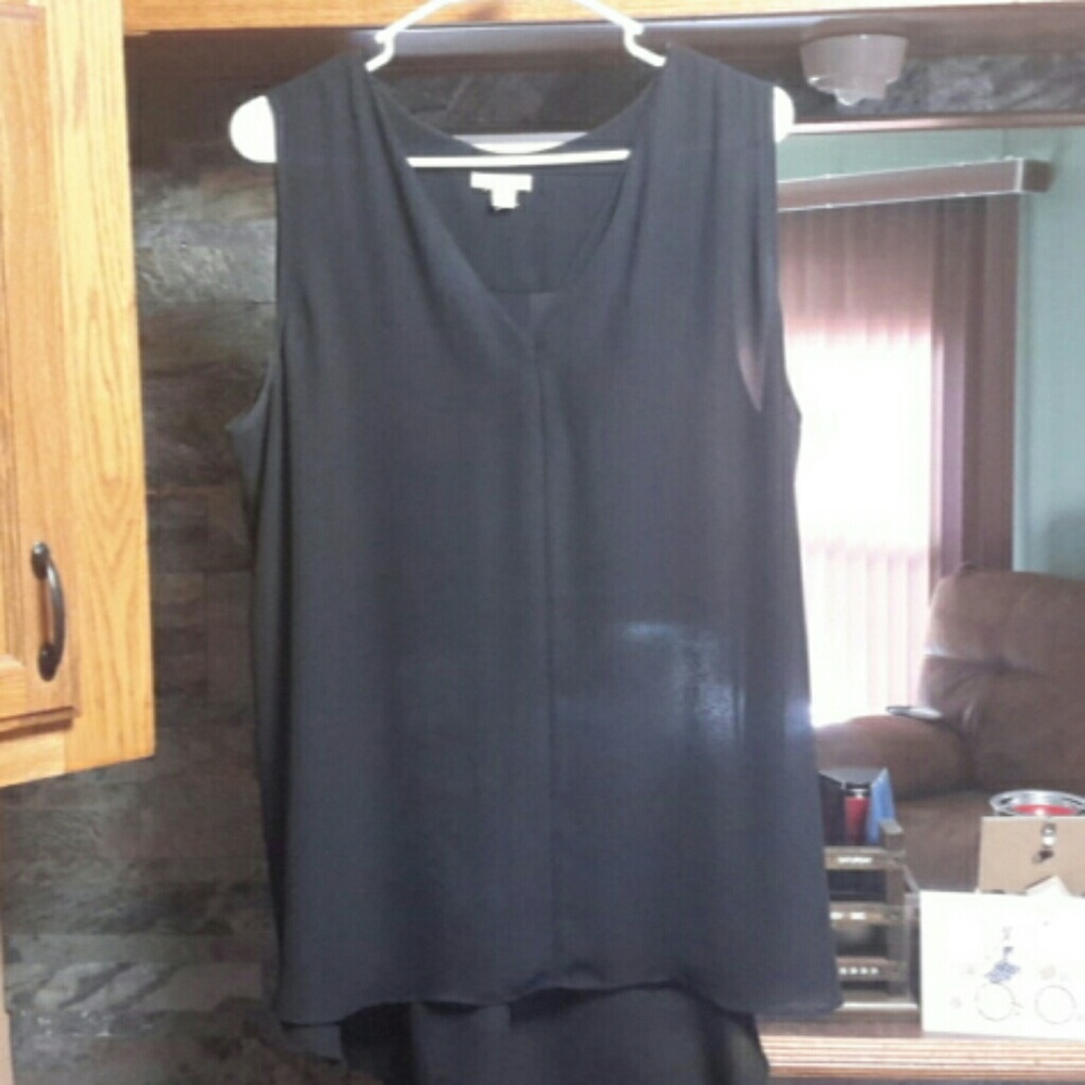 Black Hi-Lo top